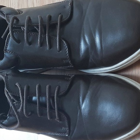 Men's size 12 Perry Ellis Portfolio brown shoes. - Picture 1 of 5